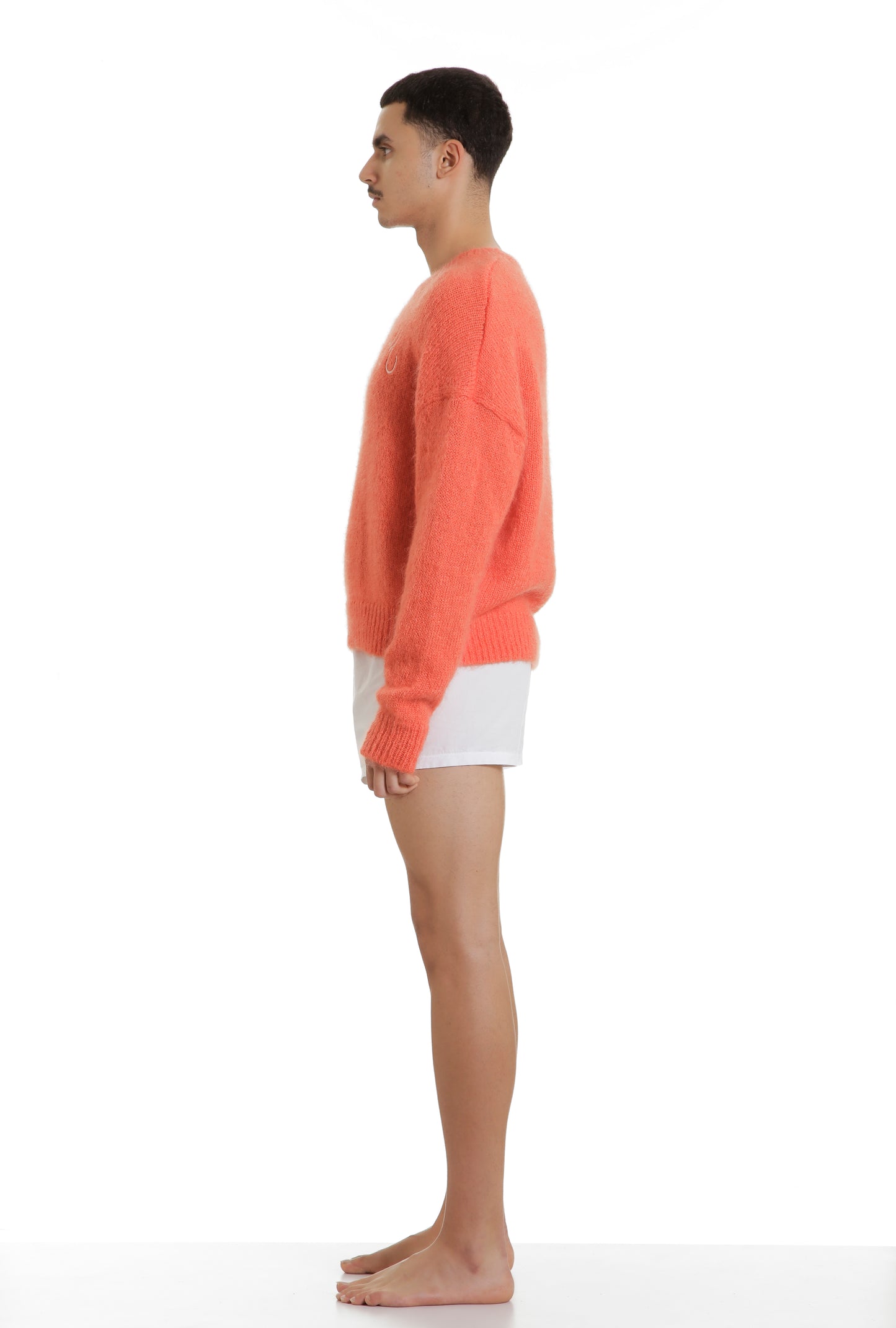 Pull mohair orange brodé